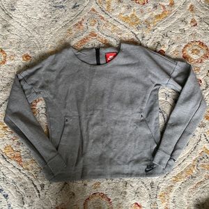 Women’s Nike sweatshirt XS